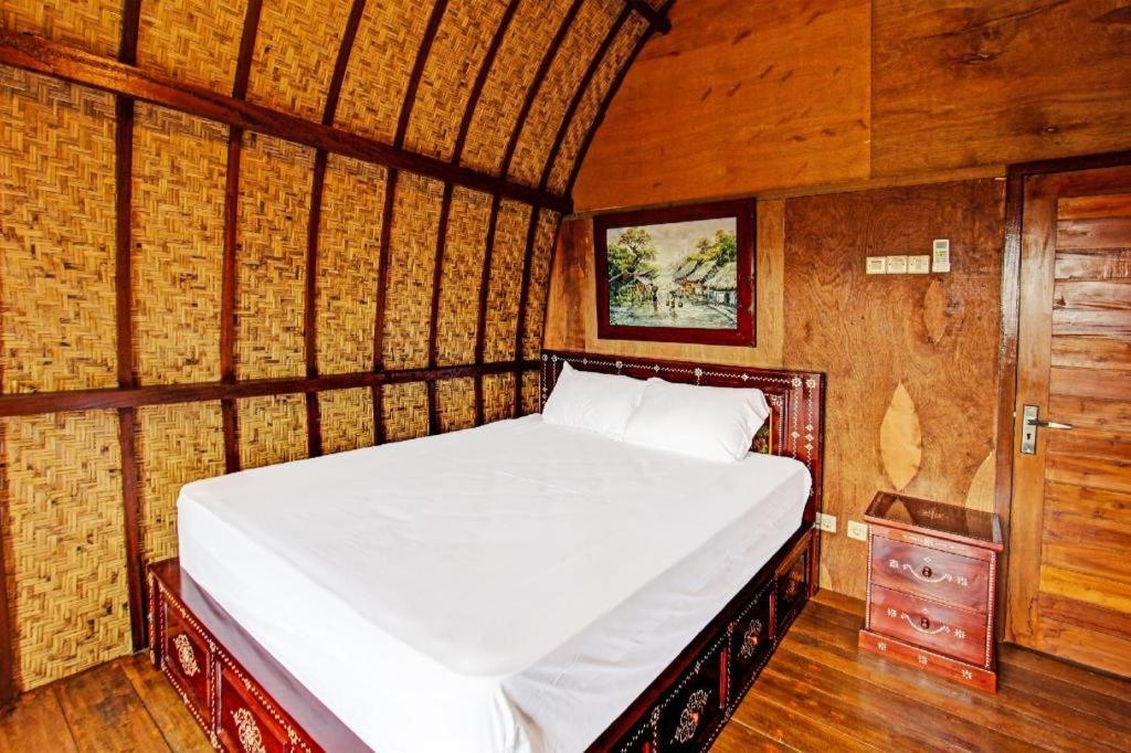 Reddoorz At Villa Bukit Senyum Lombok Kuripan  Zewnętrze zdjęcie